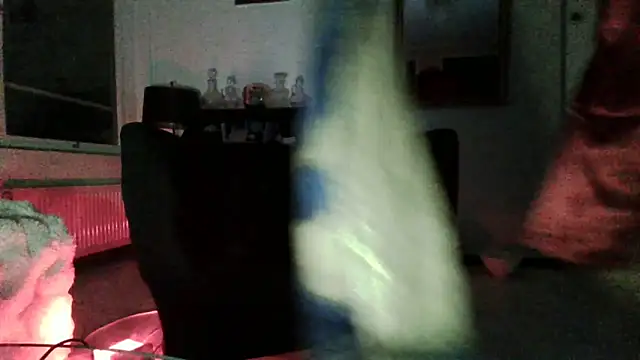 CharlotteVixxens online show from April 24, 2:58 am