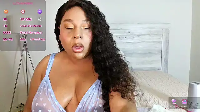 Carmen Cream online show from April 16, 8:04 am