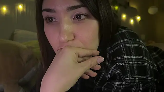 Anisawithlove online show from December 2, 5:16 pm