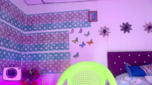 valeryhotts online show from January 5, 6:35 pm