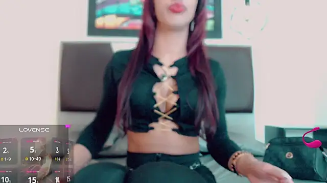 hilary rodriguez online show from February 20, 7:27 pm