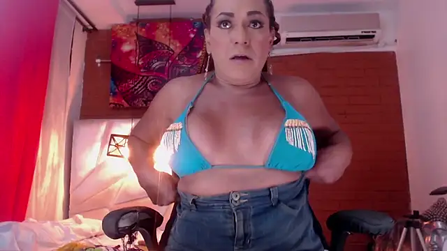 Khatalina hott online show from December 6, 3:02 am