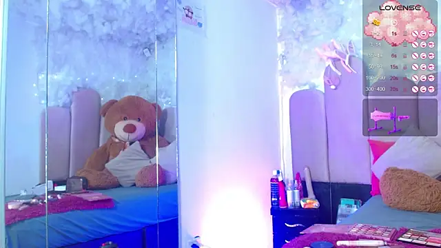 puca ebony online show from December 16, 5:07 pm