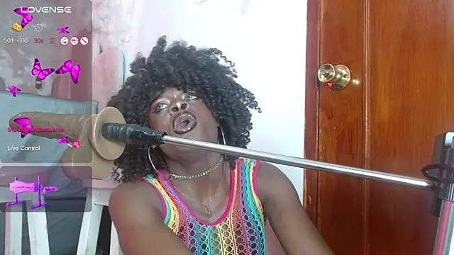 puca ebony online show from June 13, 7:58 pm