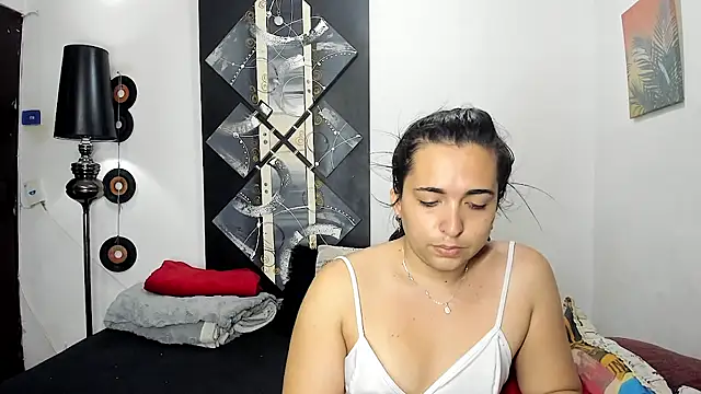 SARAMISHA online show from June 28, 7:07 pm
