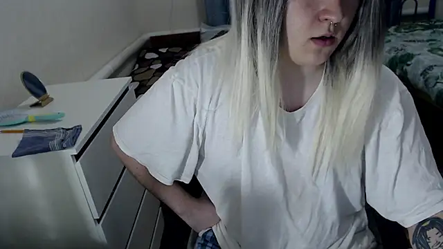 EvaMiron online show from March 28, 4:31 pm