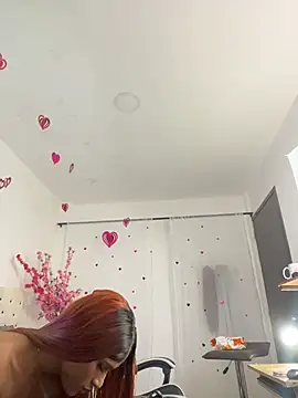 Elektra Queen online show from April 6, 1:11 pm