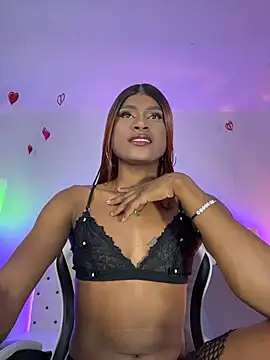Elektra Queen online show from June 17, 1:23 pm