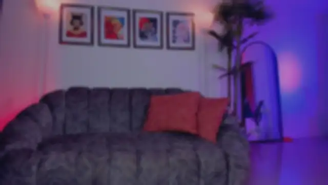 Taylor  foxxx online show from November 25, 6:04 am