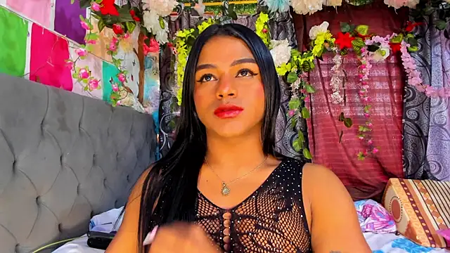 Karly coffe online show from June 24, 10:57 am
