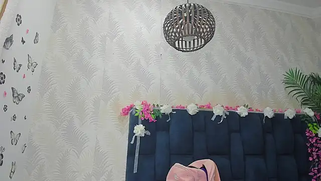 Ammy Connor1 online show from July 18, 8:04 pm