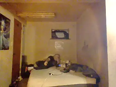 Snapshot of Nightshade7712 chatting on March 18, 9:43 pm Nightshade7712 online show from March 18, 9:43 pm