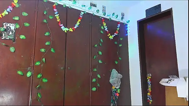  jessica rabbit online show from April 7, 10:00 pm