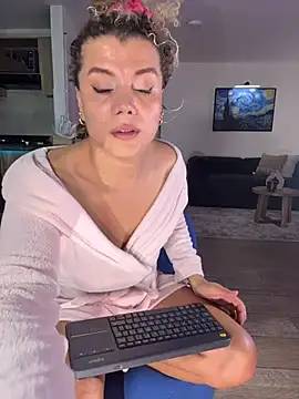 Georgiafox online show from July 13, 2:58 am