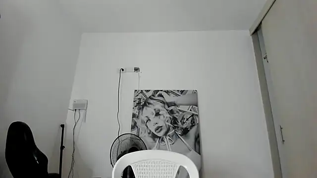  juliana star  online show from February 12, 8:48 pm