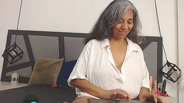 chanel grant online show from September 30, 10:54 pm