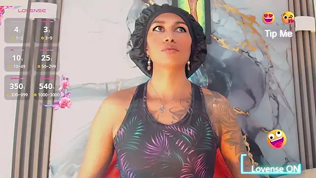 khiara moretti online show from April 10, 7:19 pm