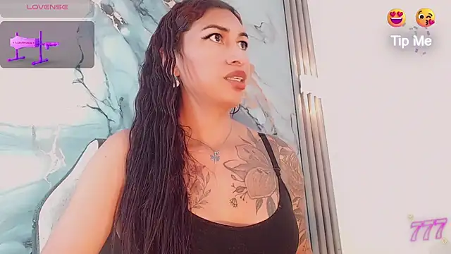 khiara moretti online show from July 30, 11:42 am
