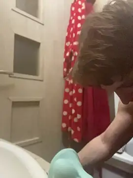 pinnklinkk online show from April 9, 9:43 pm