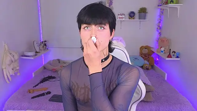 Baby Xian online show from October 31, 8:46 am