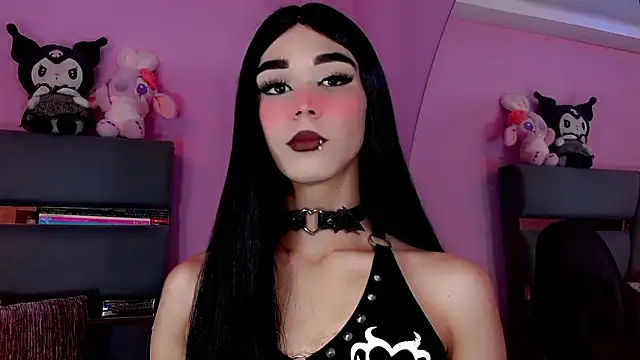 kimMaddiee online show from December 5, 8:38 pm