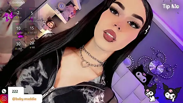 kimMaddiee online show from September 24, 6:08 am