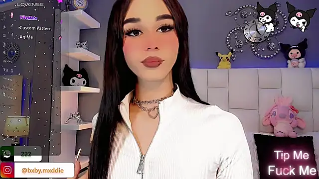 kimMaddiee online show from September 29, 10:15 am