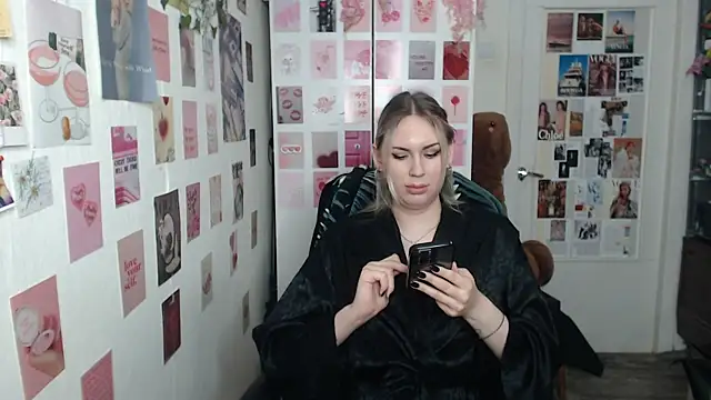 CapriScorpion online show from March 20, 2:10 pm
