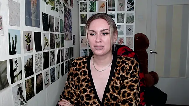 CapriScorpion online show from September 16, 2:43 pm