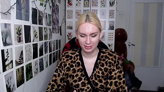 CapriScorpion online show from March 31, 1:57 pm