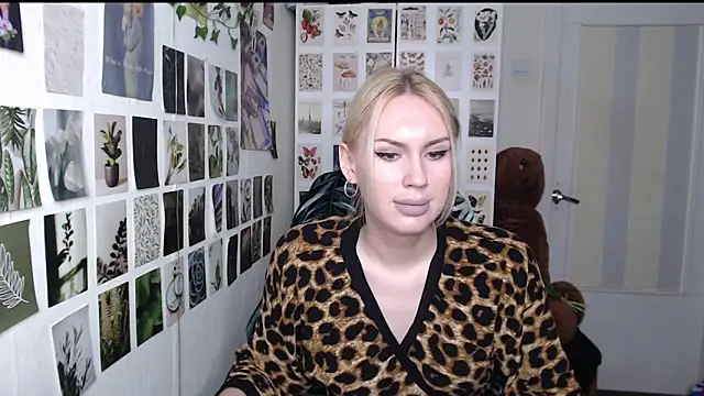 CapriScorpion online show from June 14, 1:12 pm