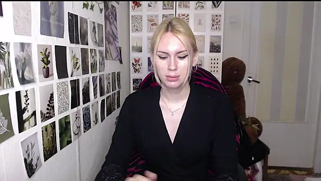 CapriScorpion online show from June 18, 1:38 pm