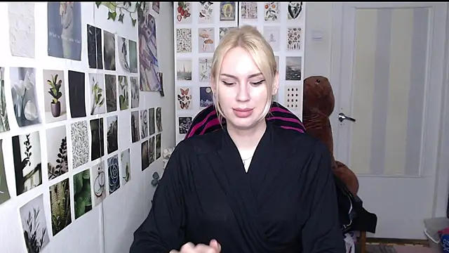 CapriScorpion online show from July 2, 3:28 pm