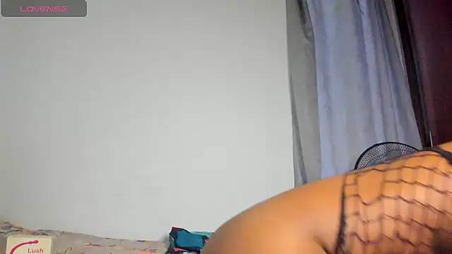 xia ebonyts online show from October 27, 11:18 am