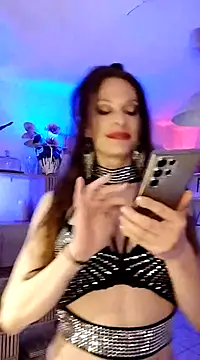 Snapshot of Luna_Kitanna chatting on February 19, 9:14 pm Luna Kitanna online show from February 19, 9:14 pm