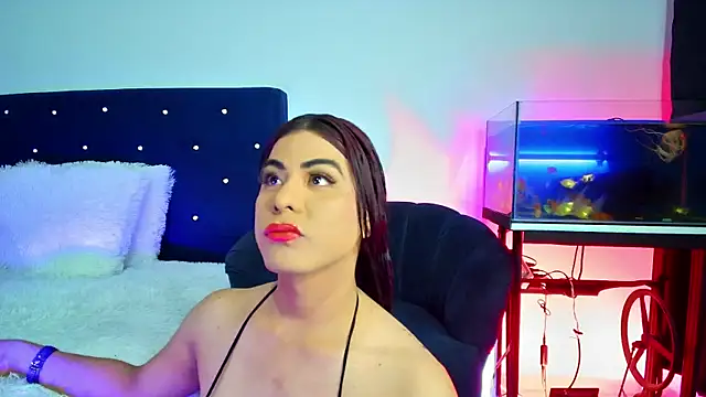 Aliice Doll online show from August 4, 12:28 am