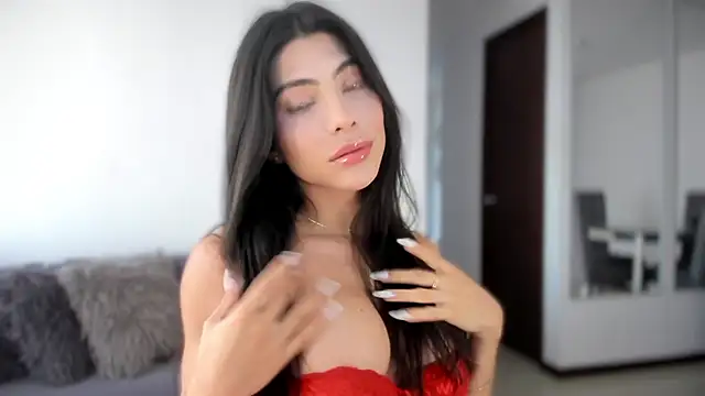 angelturned001 online show from March 11, 7:18 pm