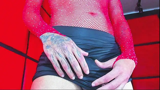 Haileybieberr online show from December 14, 8:26 pm