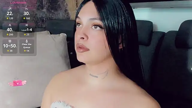 Emmaa Saenz  online show from June 20, 11:08 pm