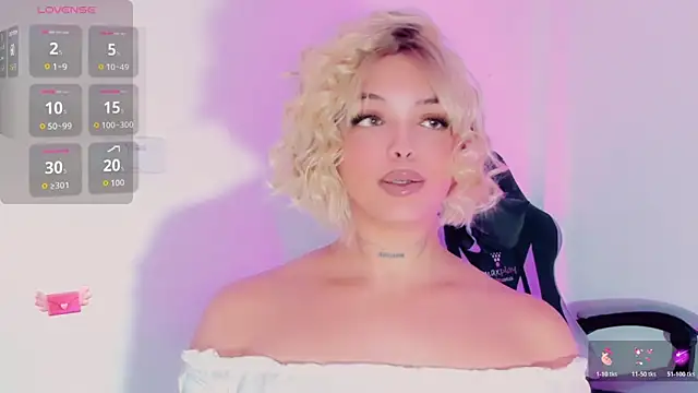 Emmaa Saenz  online show from July 22, 10:58 pm
