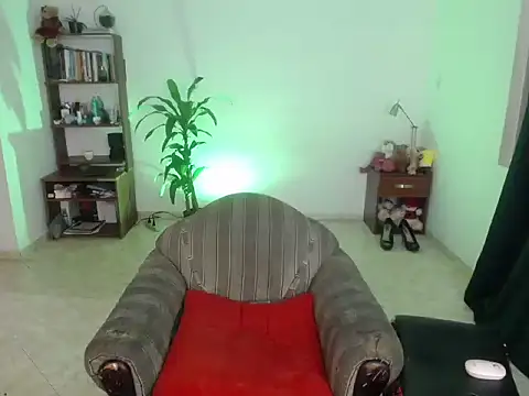 Megan Hot15 online show from April 9, 11:55 pm