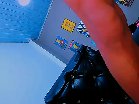nathasha-hotts online show from July 3, 8:14 pm