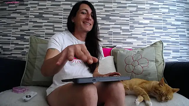 VioletaGomezCo online show from June 28, 3:38 pm