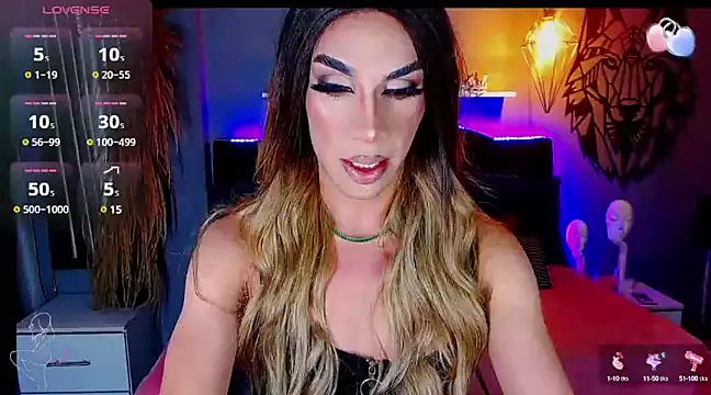 camila hootie online show from March 14, 3:31 am