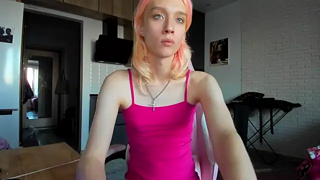  Alice Kitty online show from August 3, 4:57 pm