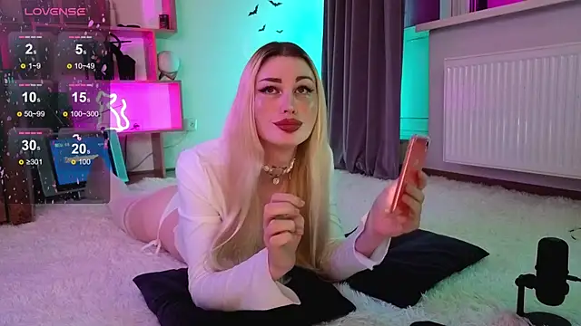 Inchcaser  online show from November 27, 8:32 pm