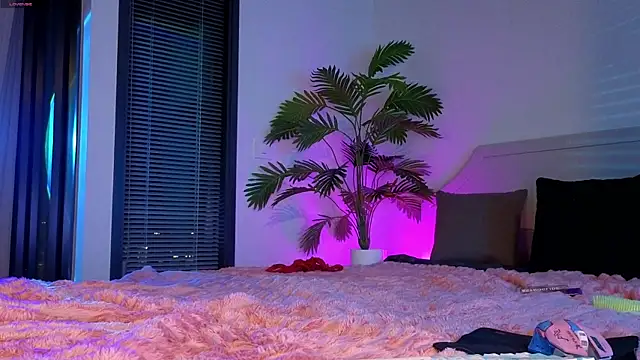 Inchcaser  online show from July 31, 9:26 pm