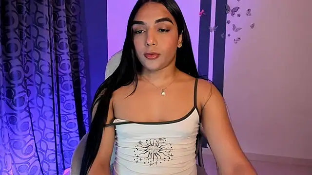 CandyLatinHott online show from December 20, 1:00 am