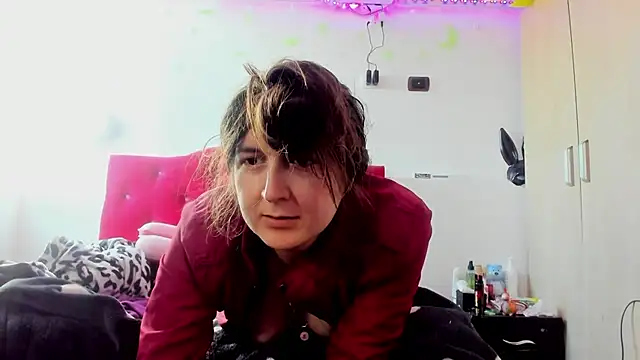 Sweet-Suck69 online show from January 7, 12:16 pm