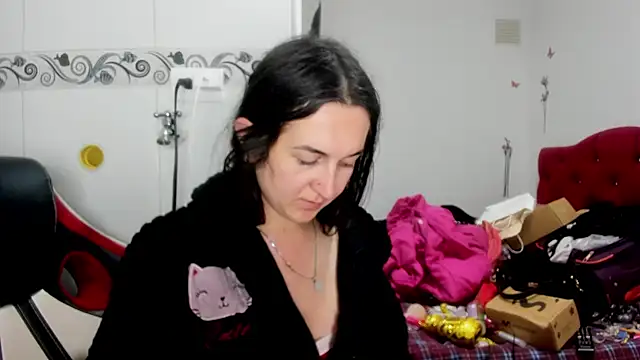 Sweet-Suck69 online show from July 2, 9:47 am